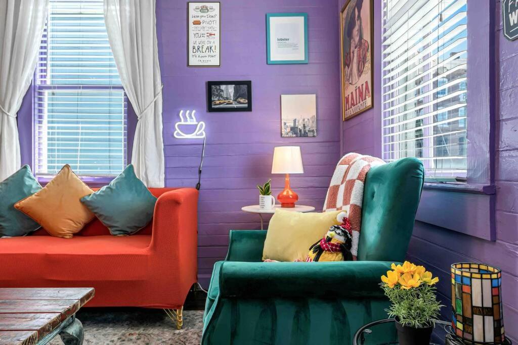 Friends Airbnb Themed 2Bed 2Bath Walkable To All Of Ybor Tampa Dış mekan fotoğraf