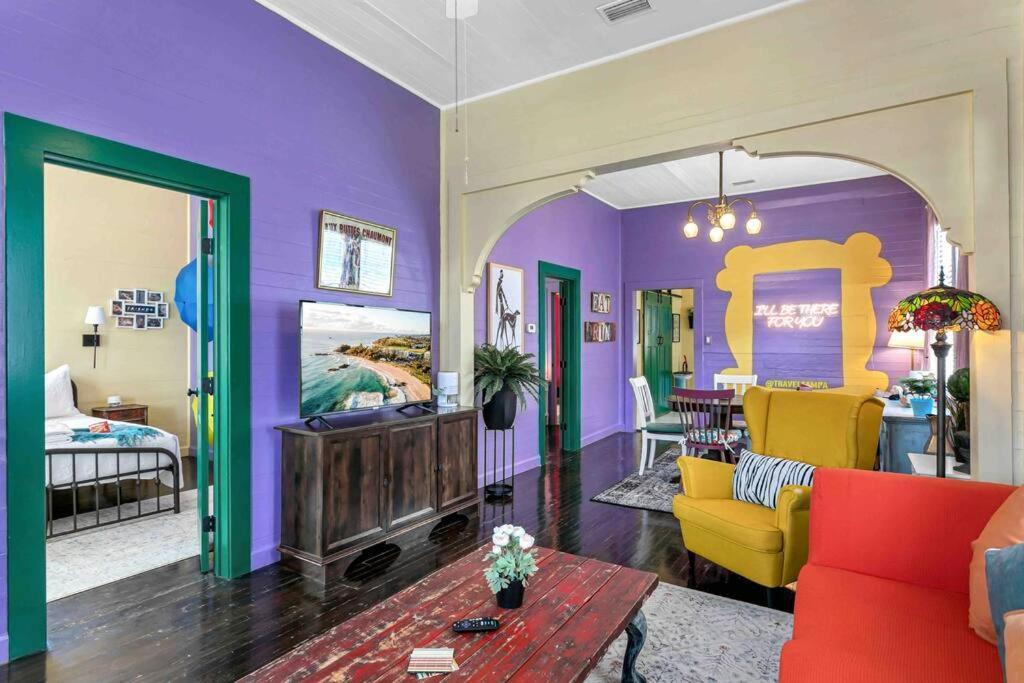 Friends Airbnb Themed 2Bed 2Bath Walkable To All Of Ybor Tampa Dış mekan fotoğraf