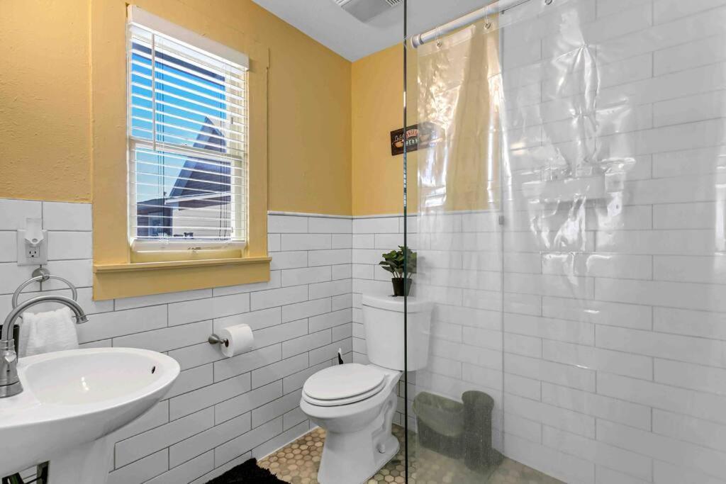 Friends Airbnb Themed 2Bed 2Bath Walkable To All Of Ybor Villa Tampa Dış mekan fotoğraf